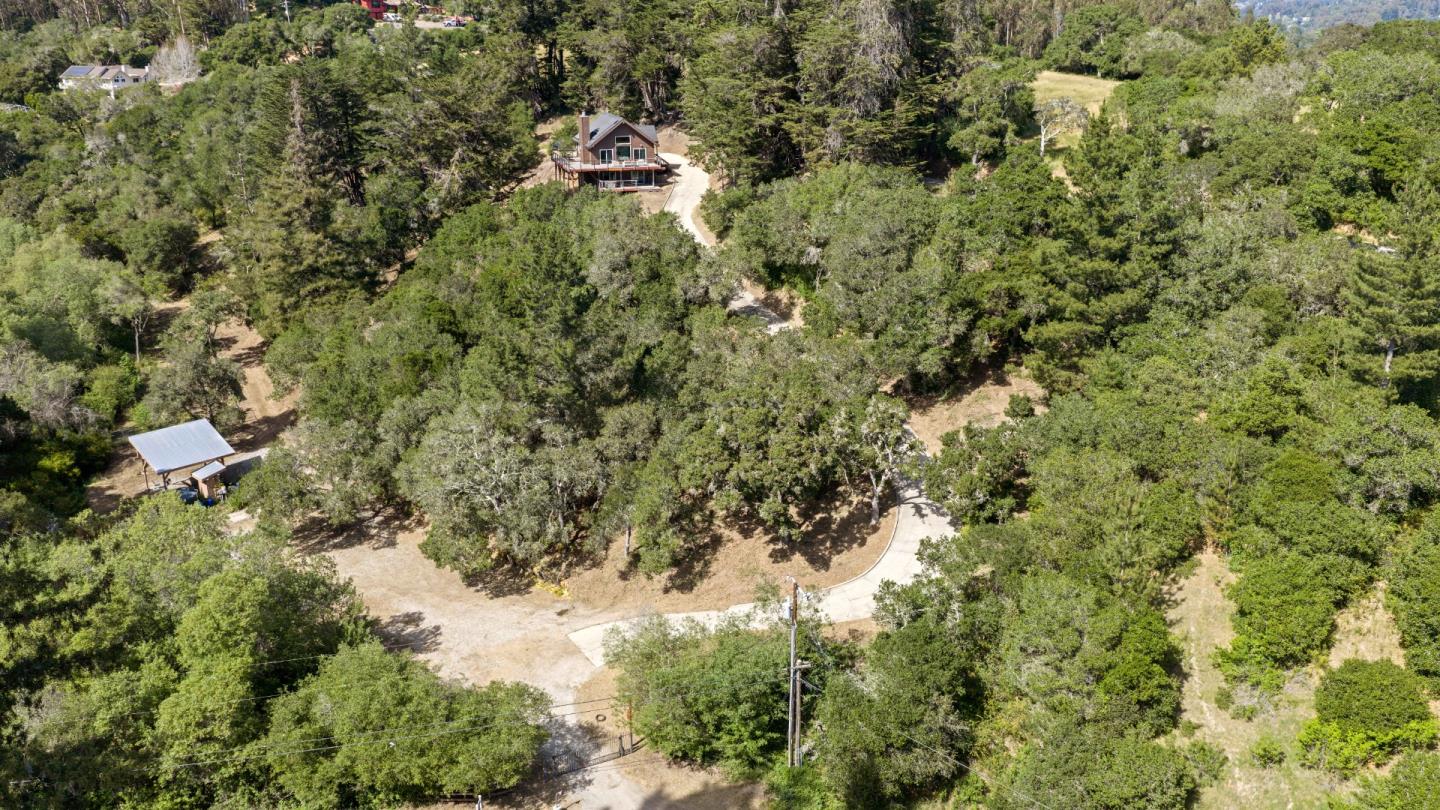 688 Calabasas Road Watsonville, CA 95076 - Photo 3 of 85