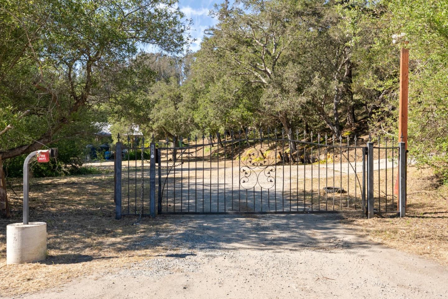 688 Calabasas Road Watsonville, CA 95076 - Photo 76 of 85