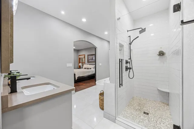 $865,000 | 30180 Tower Road, Detroit Lakes, MN 56501