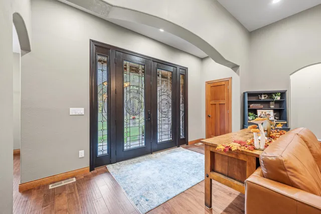 $865,000 | 30180 Tower Road, Detroit Lakes, MN 56501