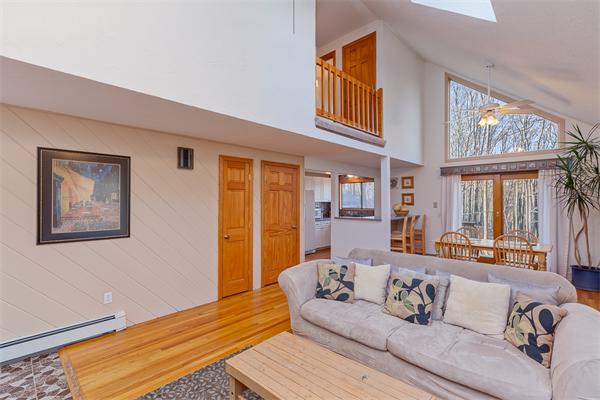 6 Lincoln Street Hopkinton, MA 01748 - Photo 4 of 26