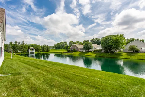 $255,000 | 1127 Lincoln Park W Drive, Greenwood, IN 46142