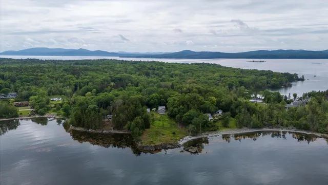 $795,000 | 391 Main Road, Islesboro, ME 04848