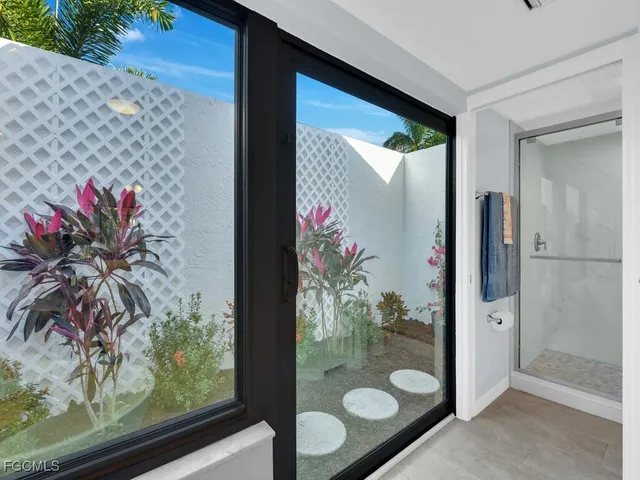 $519,000 | 800 El Dorado Parkway West, Cape Coral, FL 33914