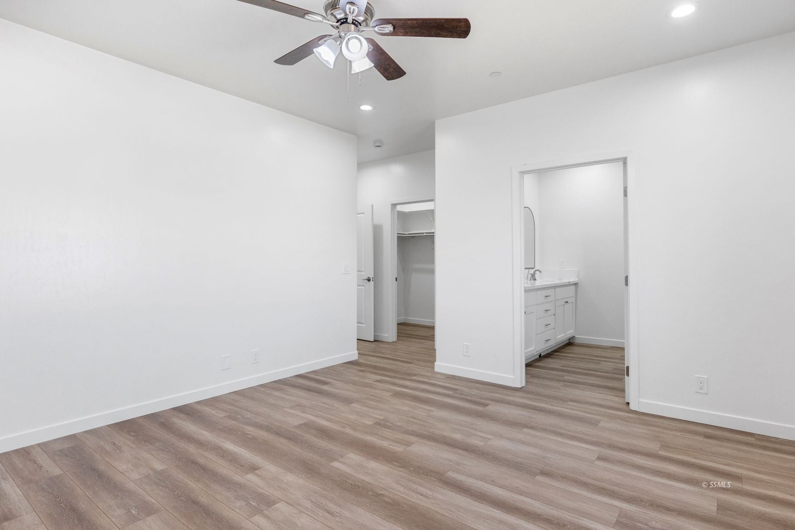 604 West Garis Ridgecrest, CA 93555 - Photo 13 of 29 Gallery Image 13