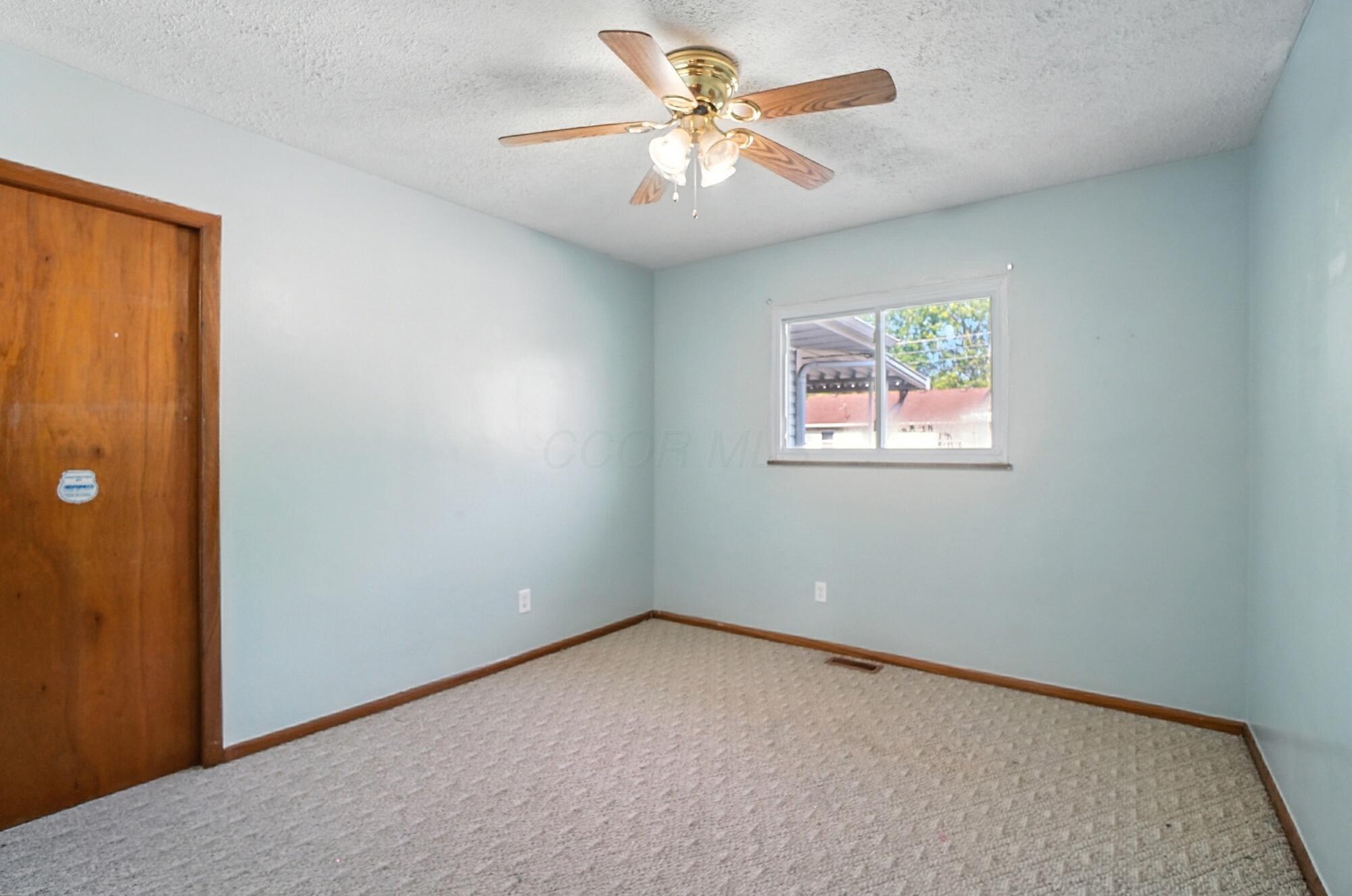 191 Oxley Road Columbus, OH 43228 - Photo 22 of 41 022