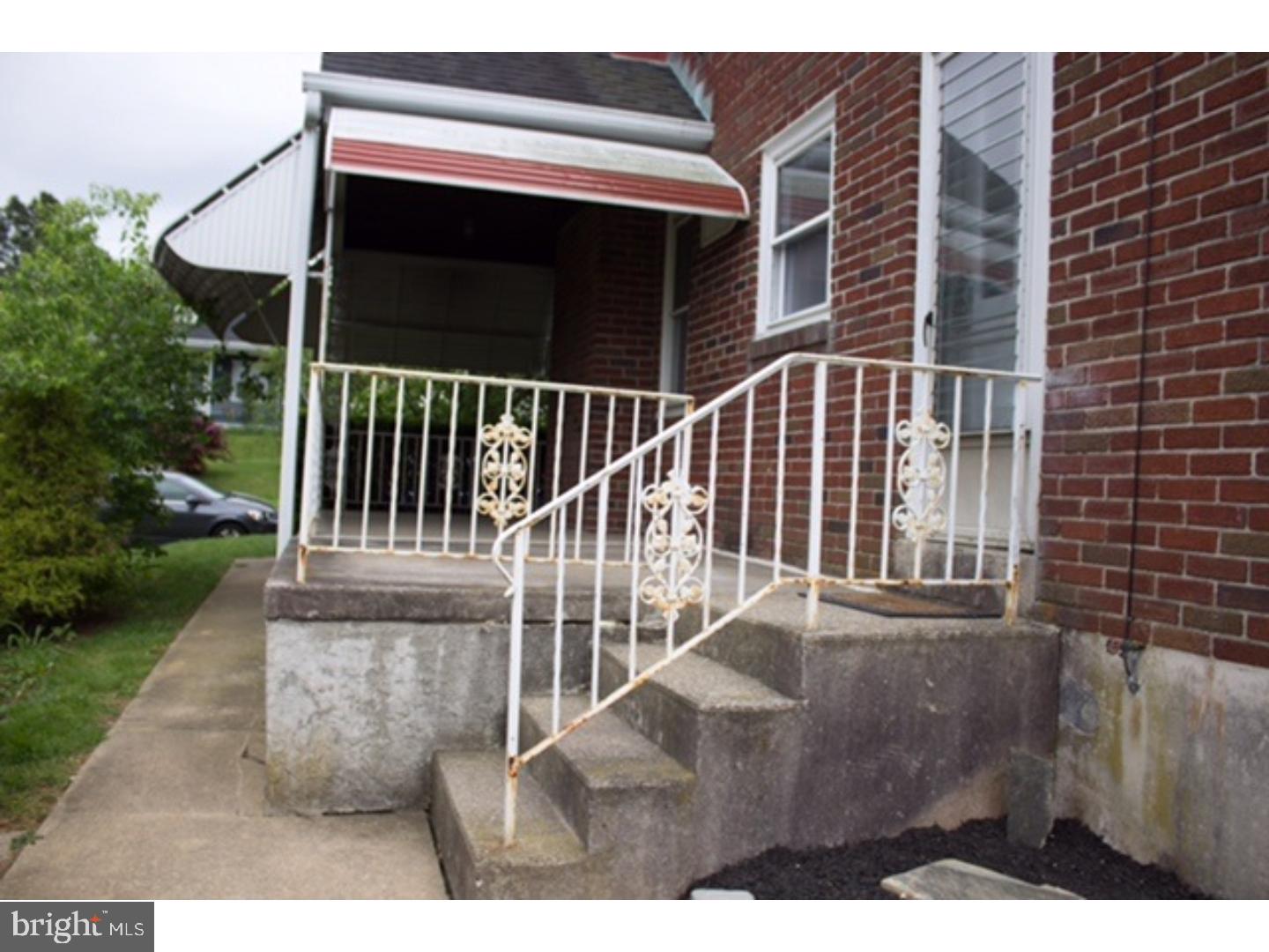 1013 Commonwealth Boulevard Reading, PA 19607 - Photo 4 of 20 Gallery Image 4