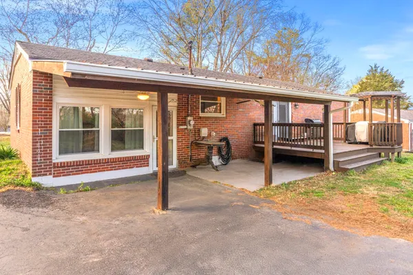 $329,900 | 2013 Alpine Drive, Columbia, TN 38401