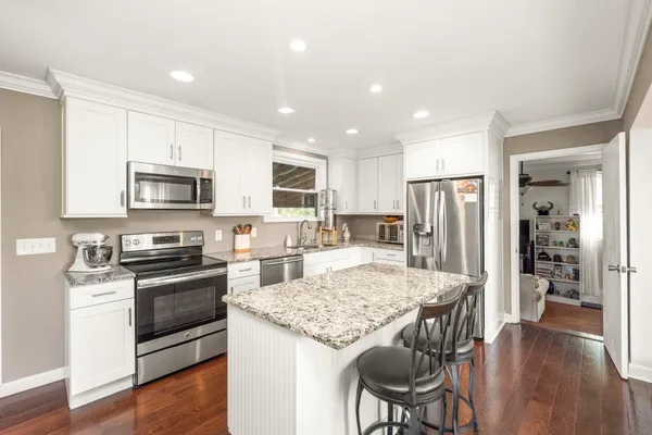 $329,900 | 2013 Alpine Drive, Columbia, TN 38401