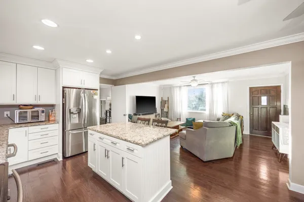 $329,900 | 2013 Alpine Drive, Columbia, TN 38401