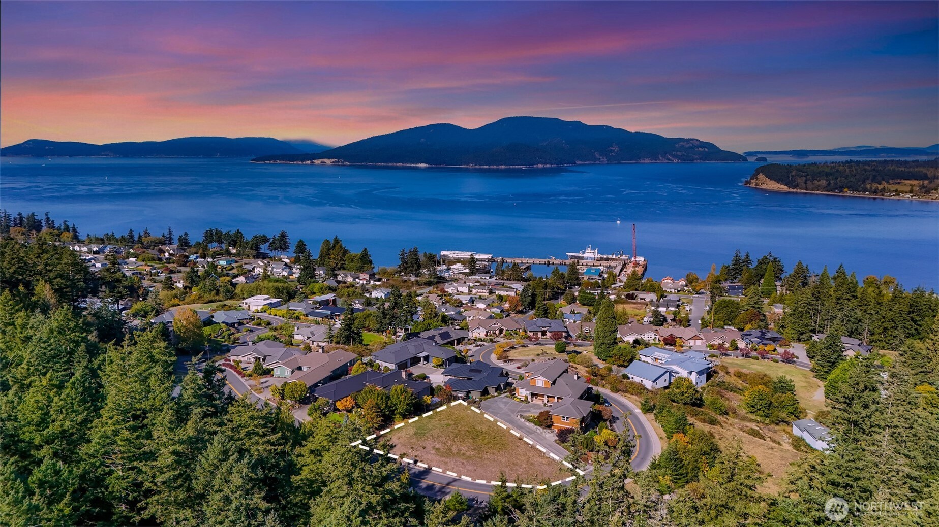 2904 17th Street Anacortes, WA 98221 - Photo 13 of 15 an aerial view of multiple house