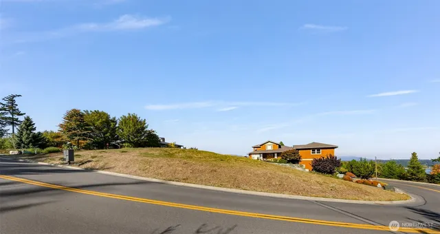 a view of a city street