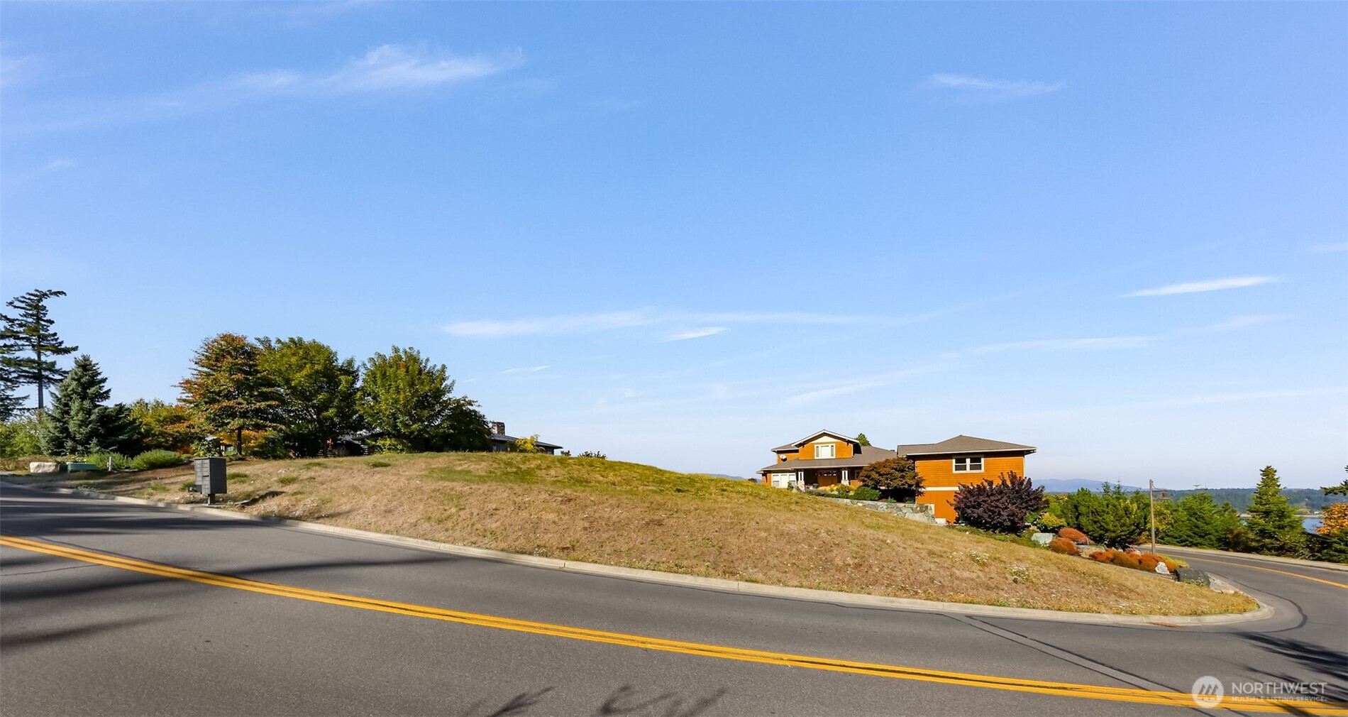 2904 17th Street Anacortes, WA 98221 - Photo 8 of 15 a view of a city street