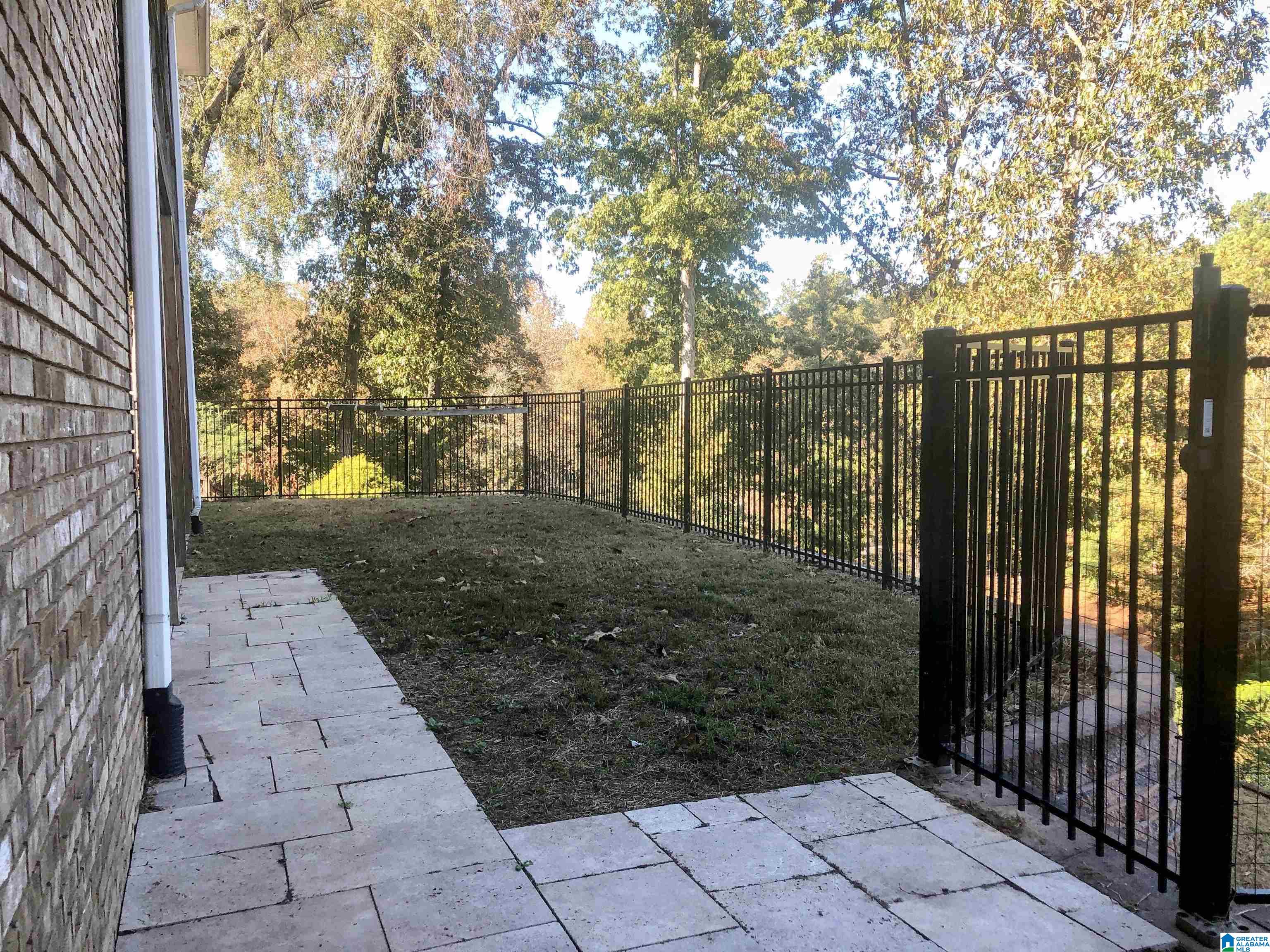 1505 Overlook Point Warrior, AL 35180 - Photo 36 of 44