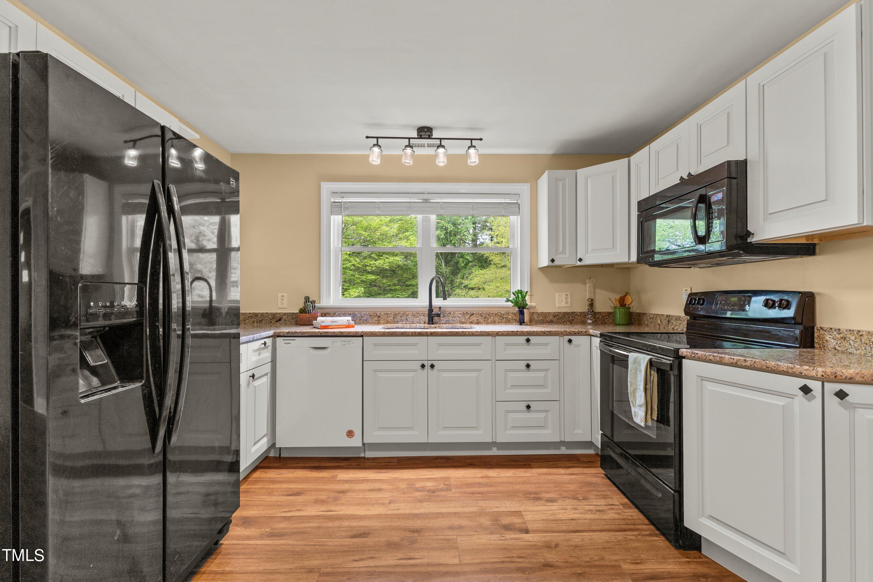 514 Old Stage Road Angier, NC 27501 - Photo 13 of 63 Kitchen