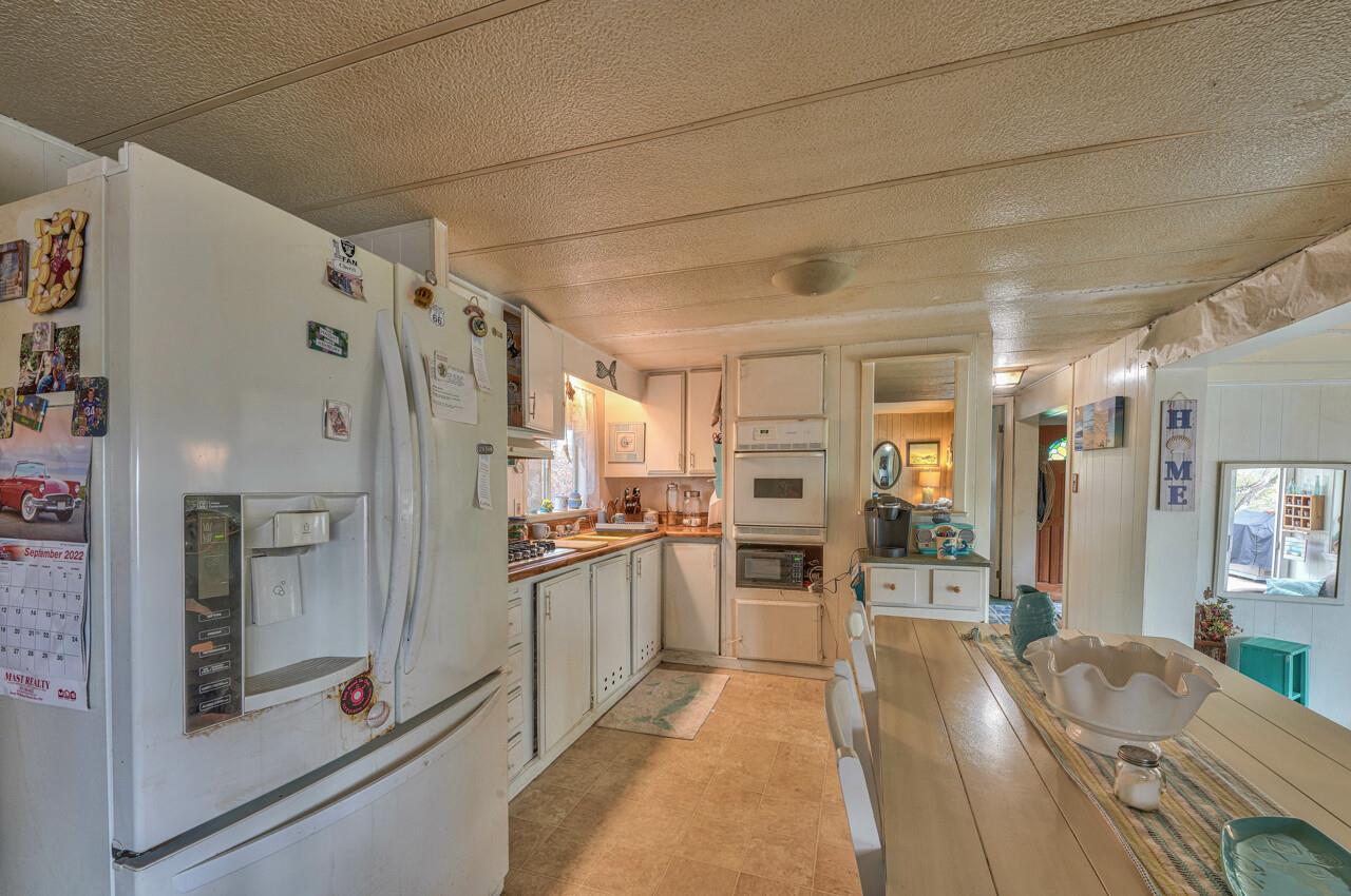 18675 Moro Road Salinas, CA 93907 - Photo 14 of 34 Gallery Image 14