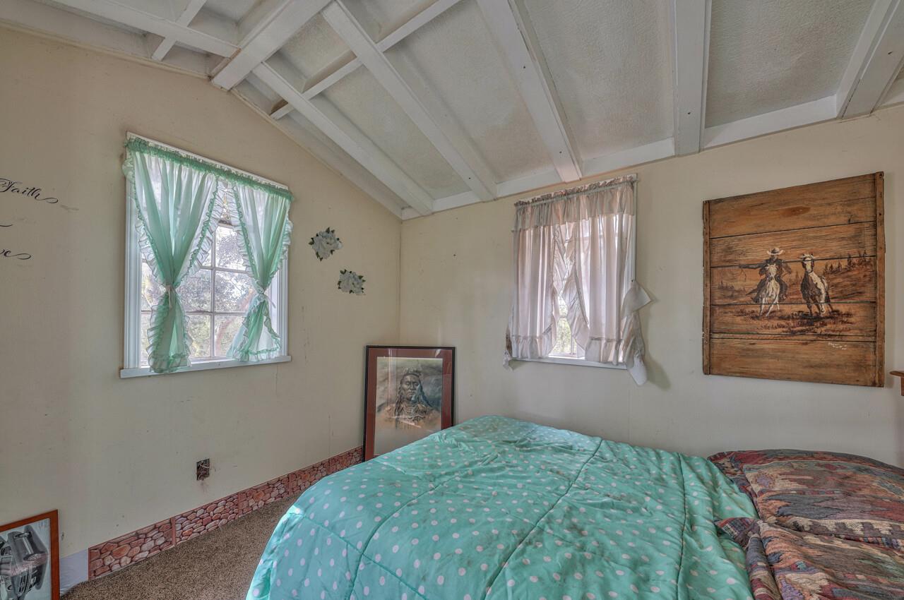 18675 Moro Road Salinas, CA 93907 - Photo 24 of 34 Gallery Image 24
