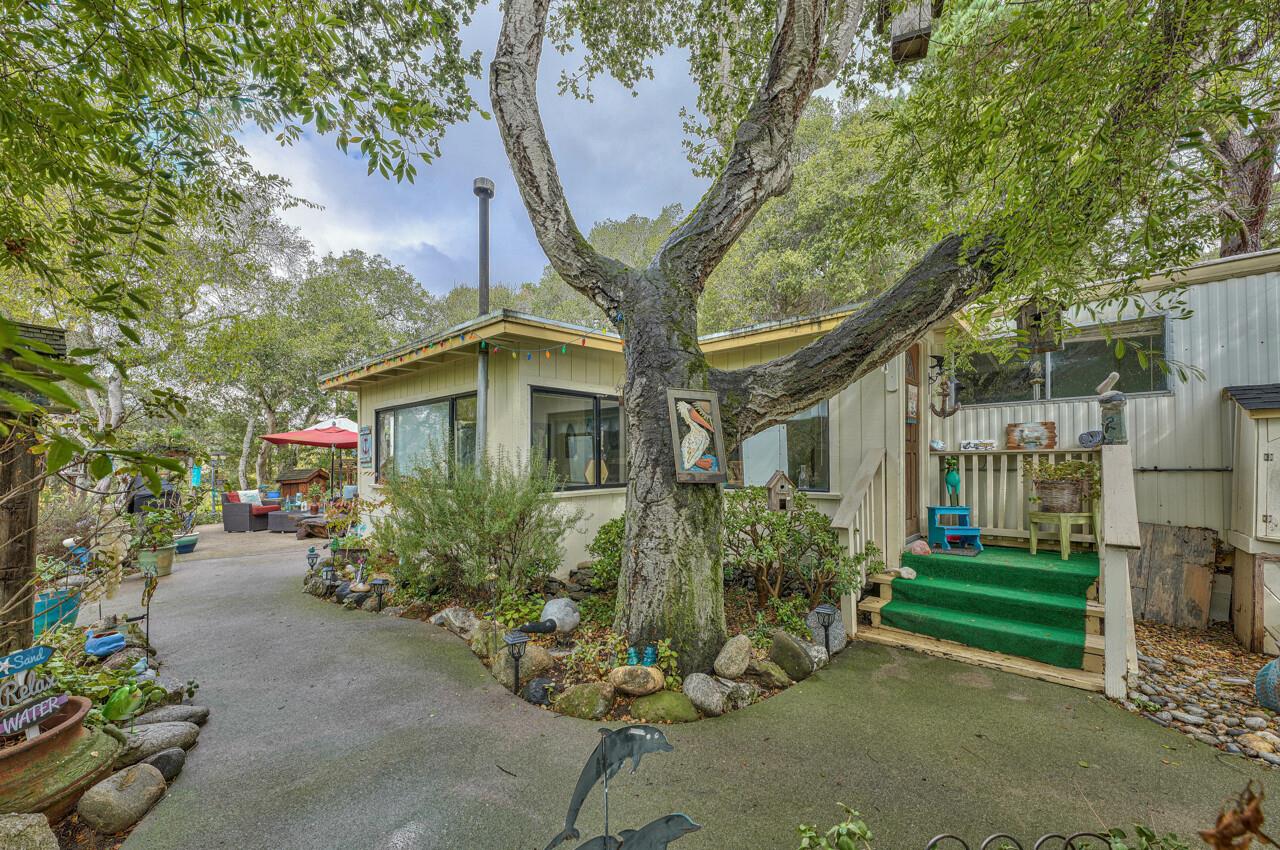 18675 Moro Road Salinas, CA 93907 - Photo 5 of 34 Gallery Image 5