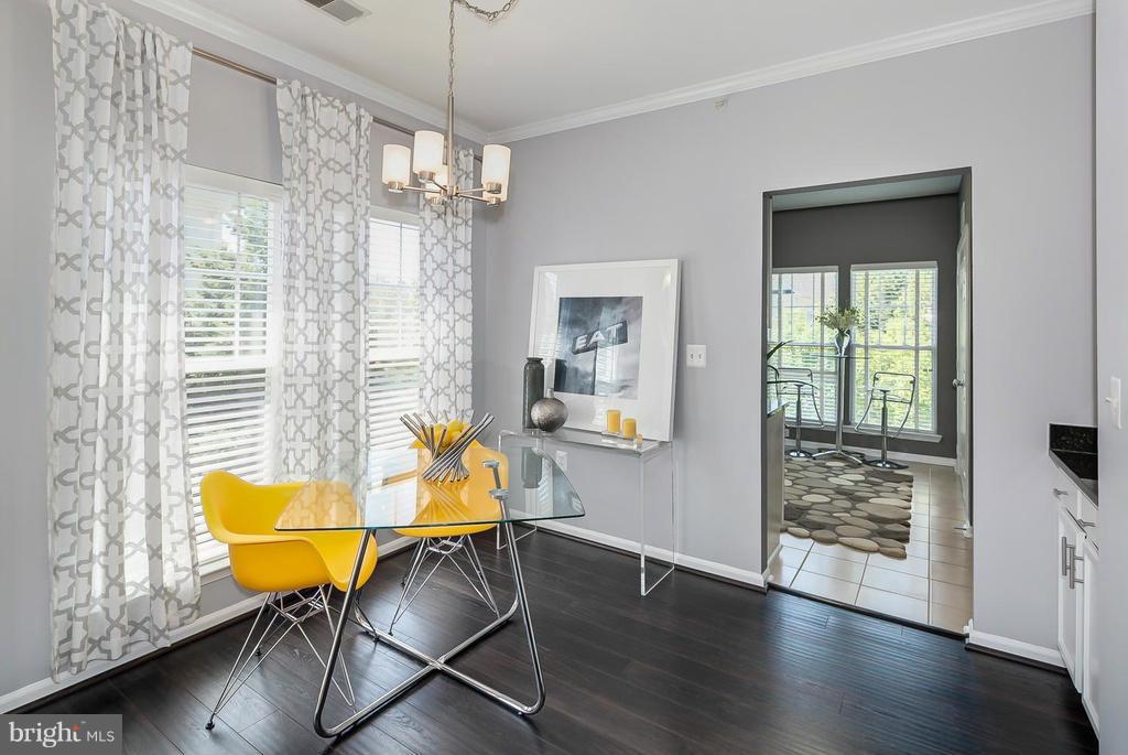 1515 North Point Drive, Unit 304 Reston, VA 20194 - Photo 9 of 23 Breakfast Nook off the Kitchen