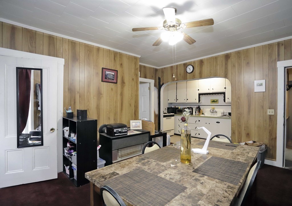 527 4th Street Fall River, MA 02721 - Photo 7 of 24