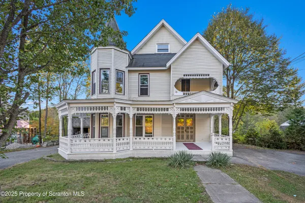 $450,000 | 49 College Avenue, Factoryville, PA 18419