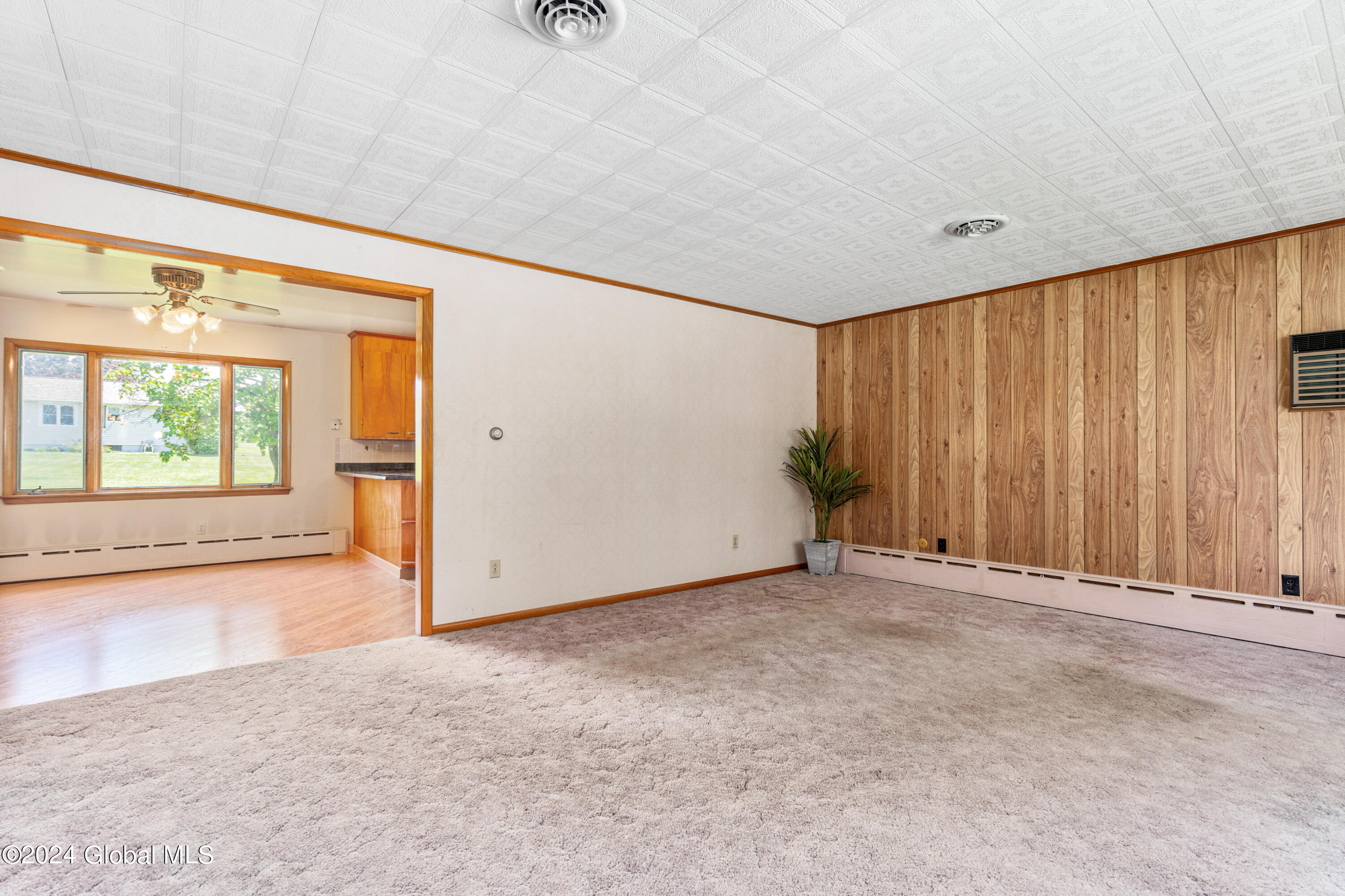 137 Middletown Road Waterford, NY 12188 - Photo 13 of 29 7