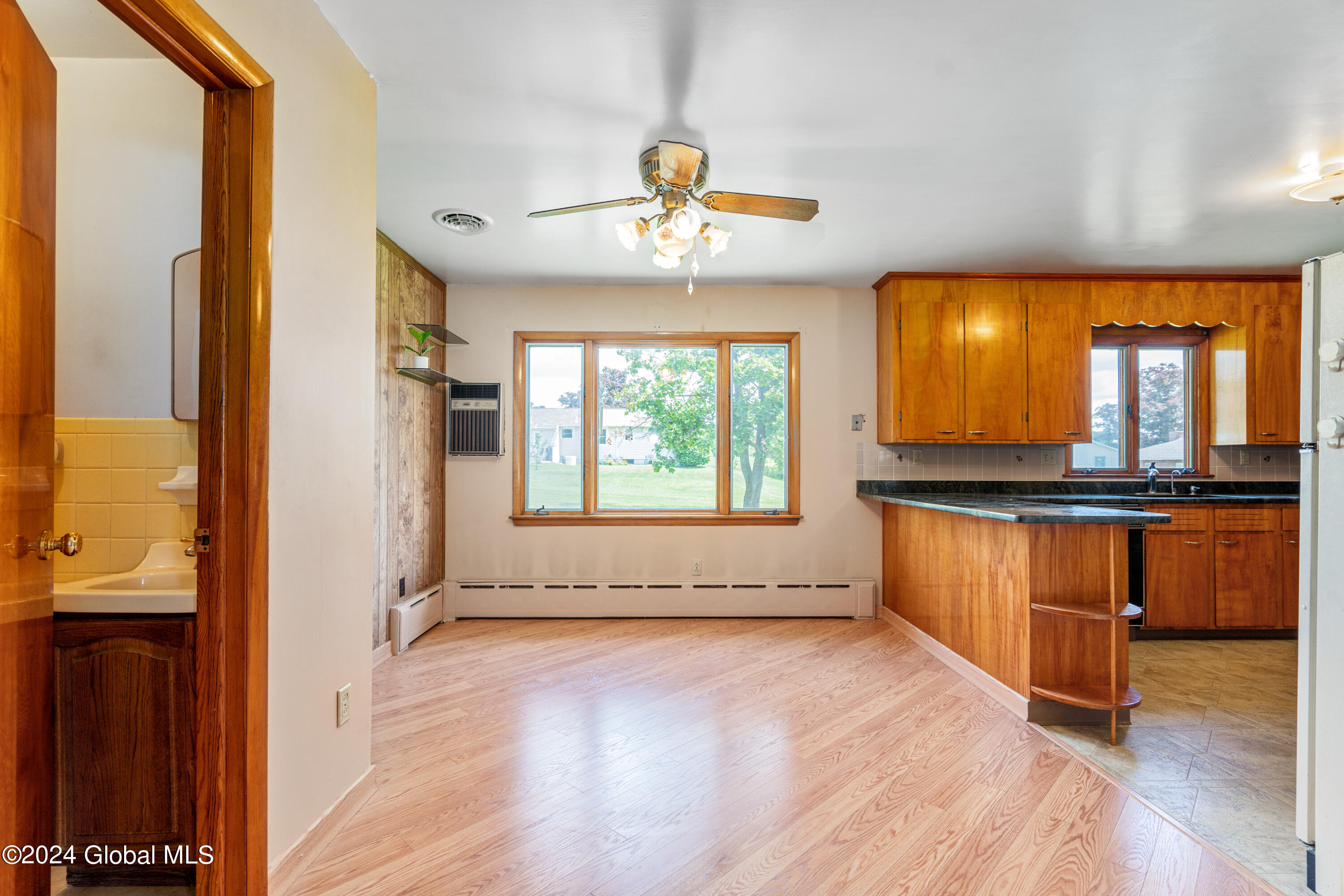 137 Middletown Road Waterford, NY 12188 - Photo 10 of 29 8