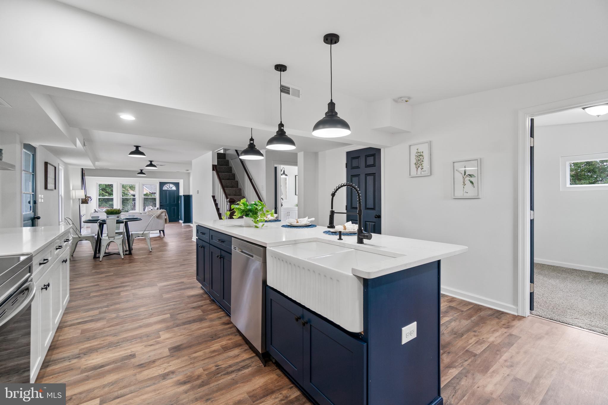 7824 Harbor Road Pasadena, MD 21122 - Photo 5 of 36 Kitchen