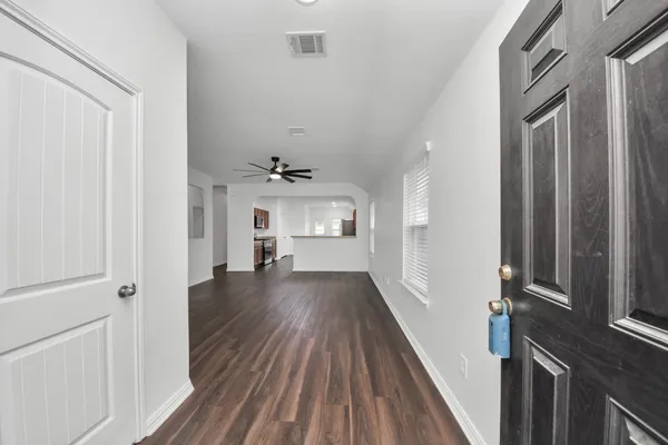 $2,100 | 10306 White Fir Villa Avenue, Houston, TX 77044
