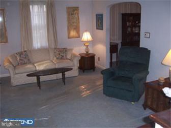 411 Earlington Road Havertown, PA 19083 - Photo 6 of 12 Living Room