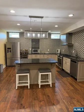 $8,200 | 4 Donna Drive, Fairfield, NJ 07004