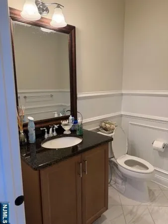 $8,200 | 4 Donna Drive, Fairfield, NJ 07004