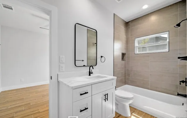 $399,000 | 135 West Pat Dolan, Blanco, TX 78606