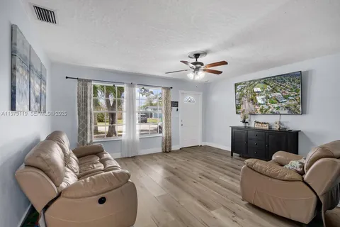 $385,000 | 2286 Northwest 81st Avenue, Sunrise, FL 33322