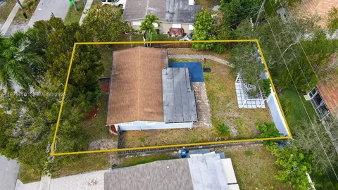 $450,000 | 2286 Northwest 81st Avenue, Sunrise, FL 33322