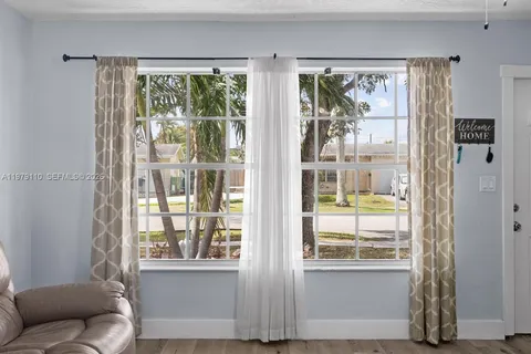 $385,000 | 2286 Northwest 81st Avenue, Sunrise, FL 33322