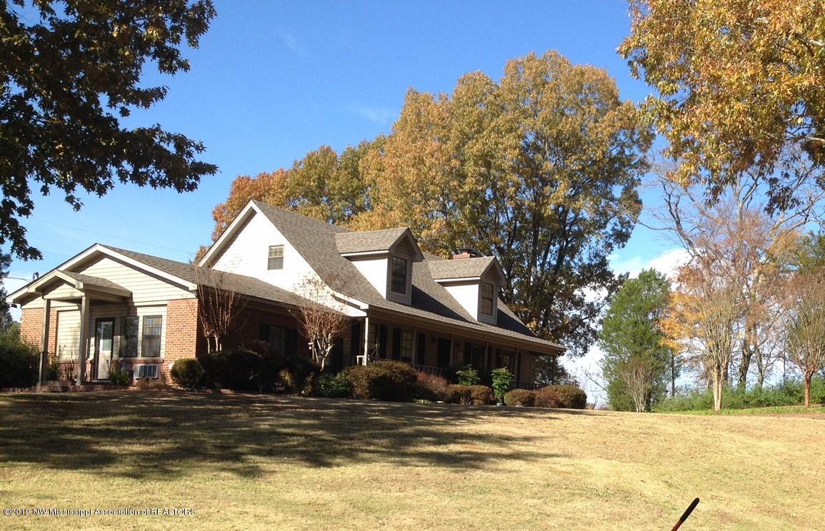 457 Waldrop Road Coldwater, MS 38618 - Photo 1 of 10 457 Waldrop Road, Senatobia, MS 38668