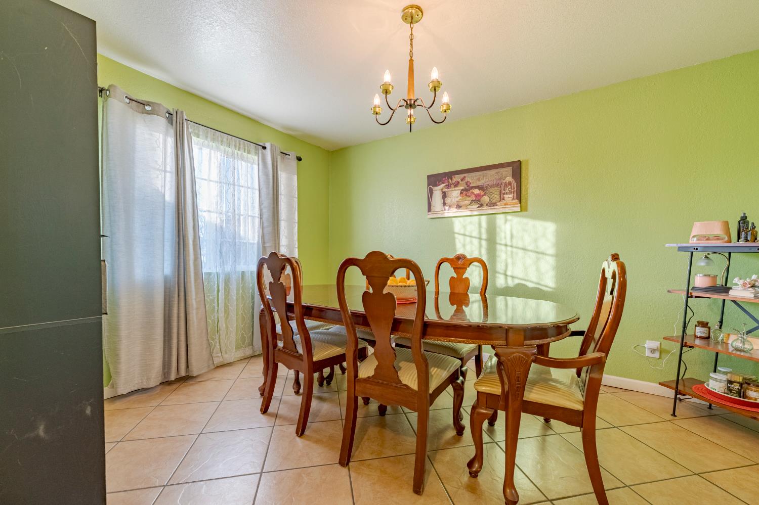 2394 Lance Street Merced, CA 95348 - Photo 8 of 36