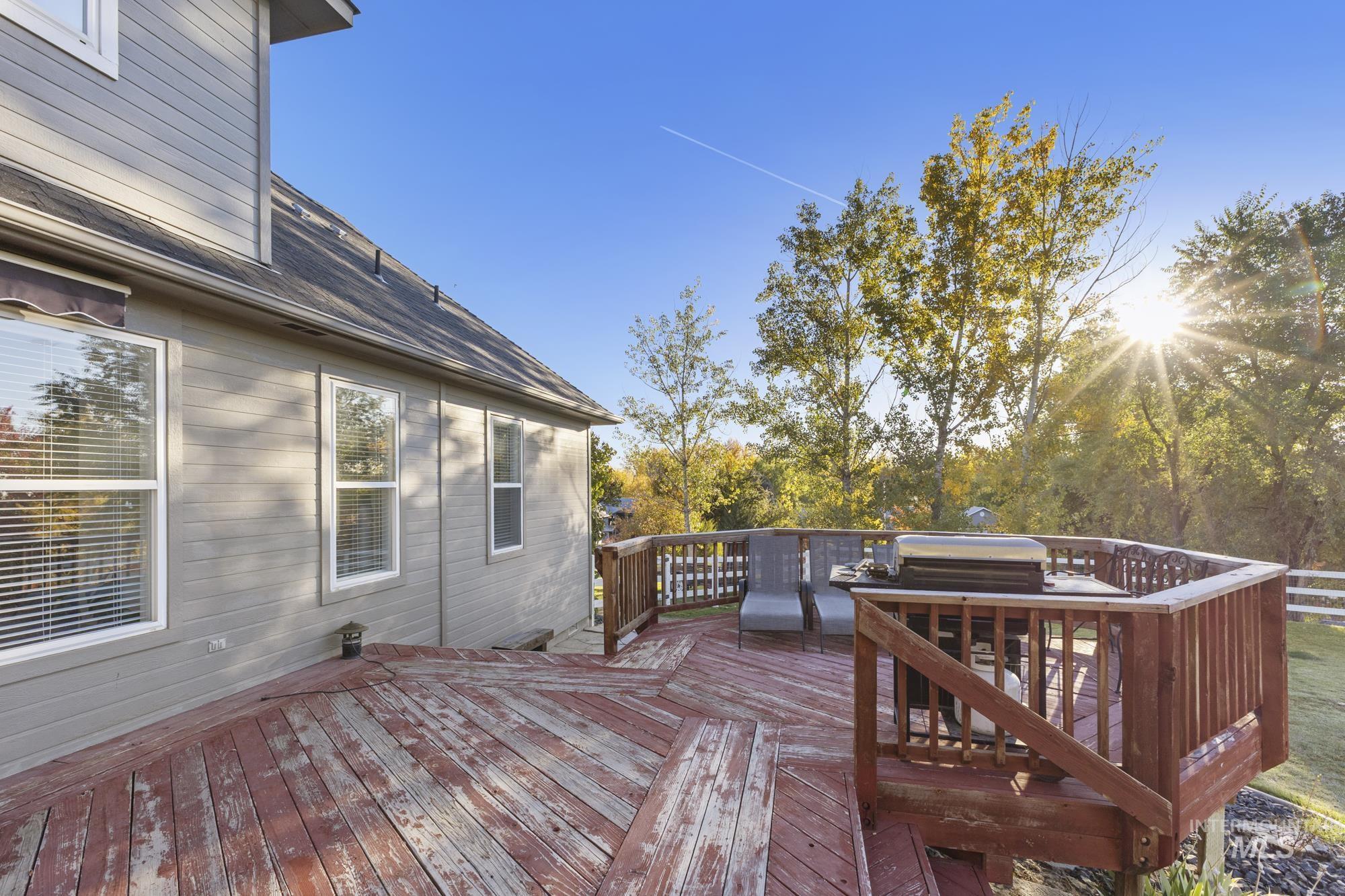 14820 Worden Way Caldwell, ID 83607 - Photo 40 of 44 View of wooden deck