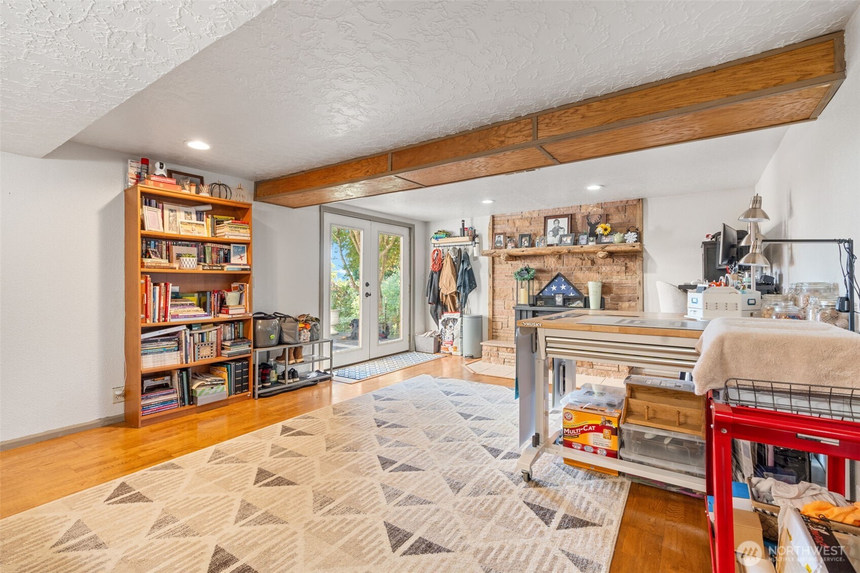 719 Peters Street Raymond, WA 98577 - Photo 16 of 36 a view of a workspace