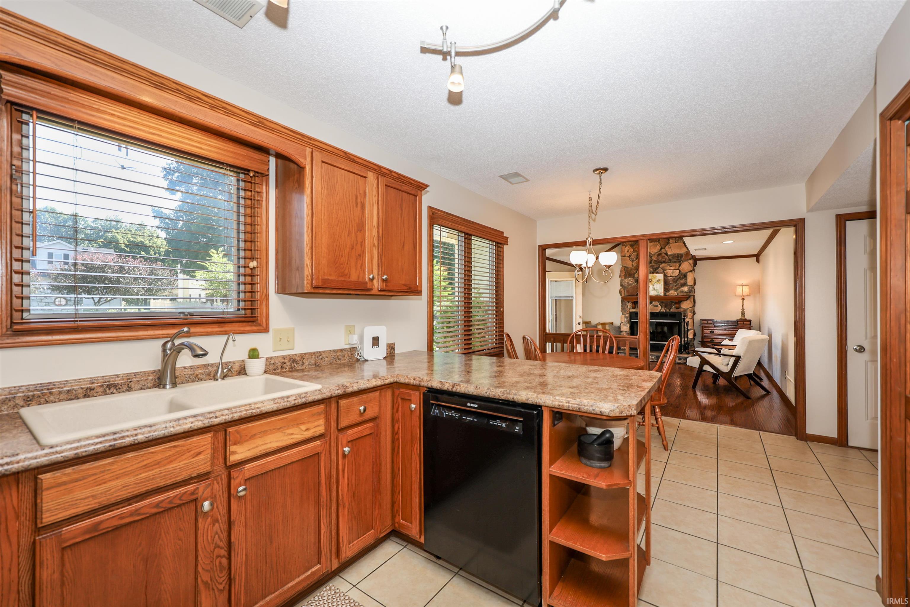 9636 Trading Post Road Leo, IN 46765 - Photo 12 of 40 Gallery Image 12