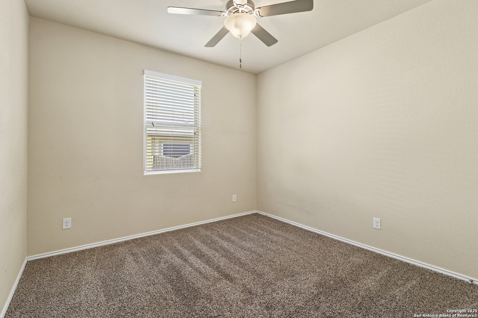 10443 Brisbane River Converse, TX 78109 - Photo 18 of 40