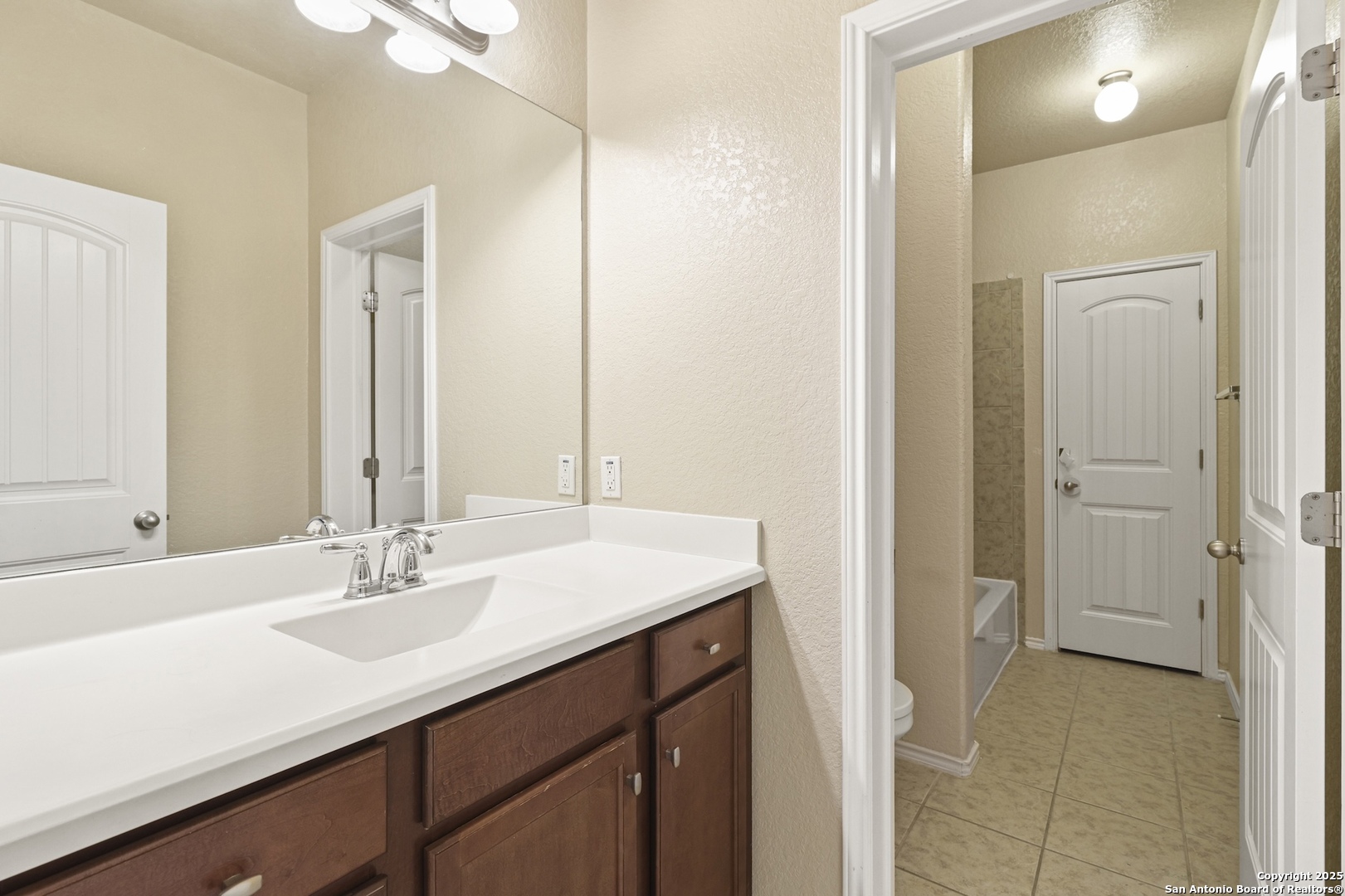 10443 Brisbane River Converse, TX 78109 - Photo 20 of 40