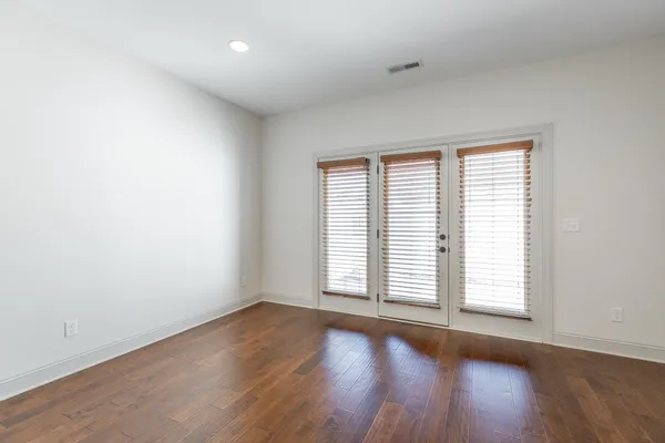 $2,700 | 3306 Stonecreek Drive, Chattanooga, TN 37405