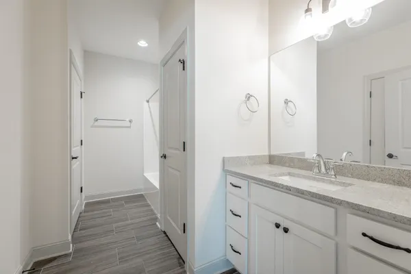 $2,700 | 3306 Stonecreek Drive, Chattanooga, TN 37405