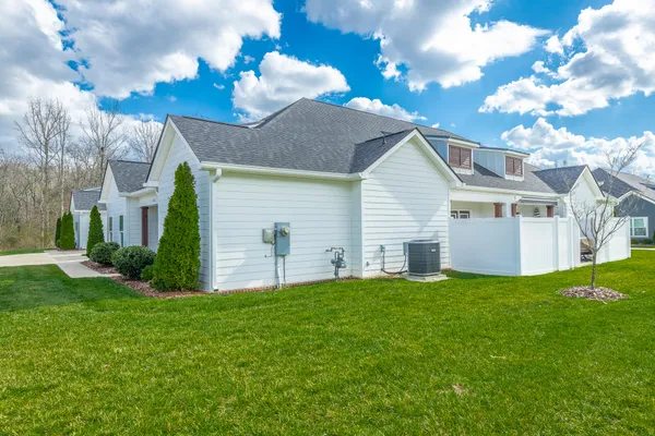 $2,700 | 3306 Stonecreek Drive, Chattanooga, TN 37405