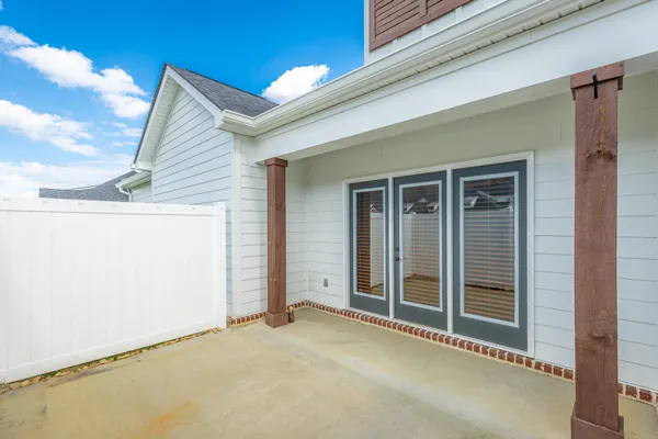 $2,700 | 3306 Stonecreek Drive, Chattanooga, TN 37405