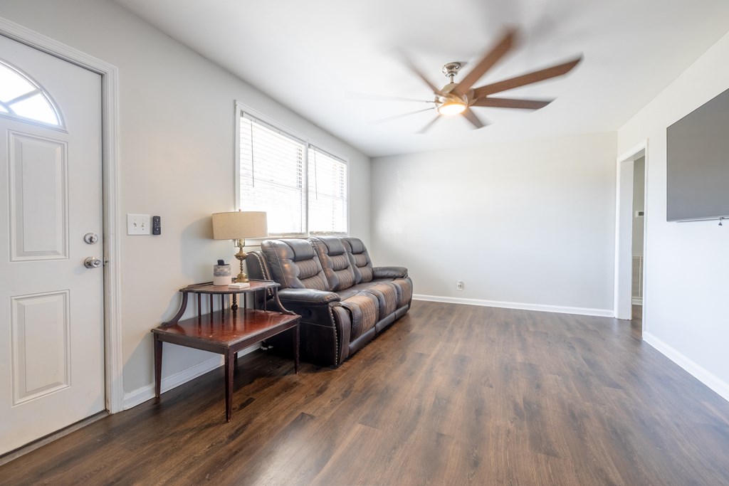 5823 Pratt Avenue Columbus, GA 31909 - Photo 3 of 18