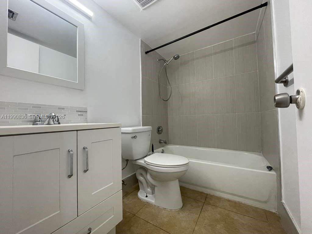 3410 Foxcroft Road, Unit 213 Miramar, FL 33025 - Photo 17 of 20 2nd Bathroom