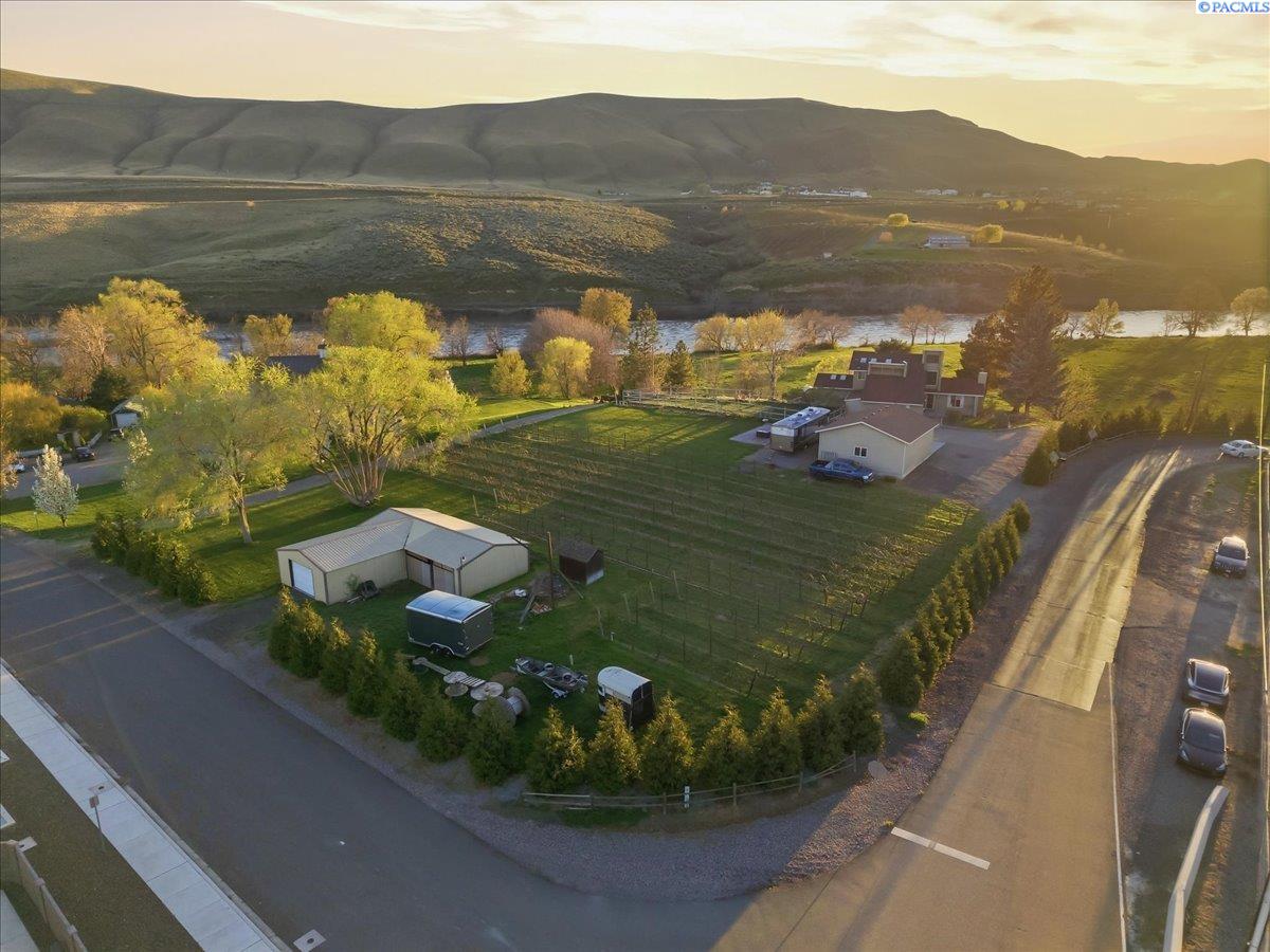 34610 Kendall Road Benton City, WA 99320 - Photo 2 of 49 Gallery Image 2